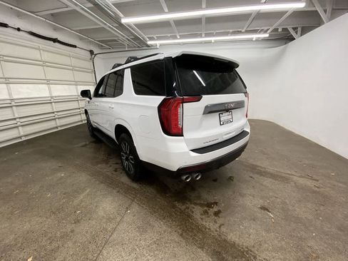Used 2022 GMC Yukon AT4 image 4