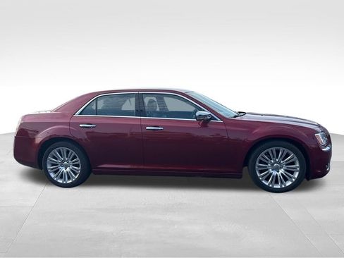 Used 2013 Chrysler 300 C w/ Light Group RWD image 7