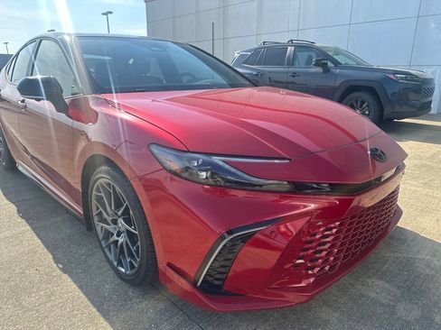 Used 2025 Toyota Camry XSE w/ Premium Plus Package FWD image 2