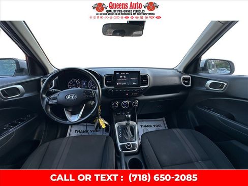 Used 2021 Hyundai Venue SEL w/ Cargo Package FWD image 23