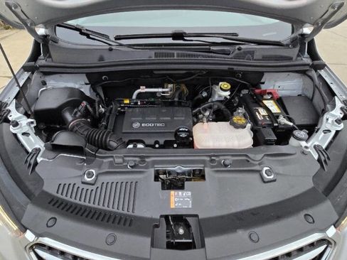 Used 2019 Buick Encore Sport Touring image 39