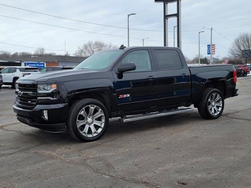 Used 2017 Chevrolet Silverado 1500 LTZ Z71 w/ LPO, Street Package image 4