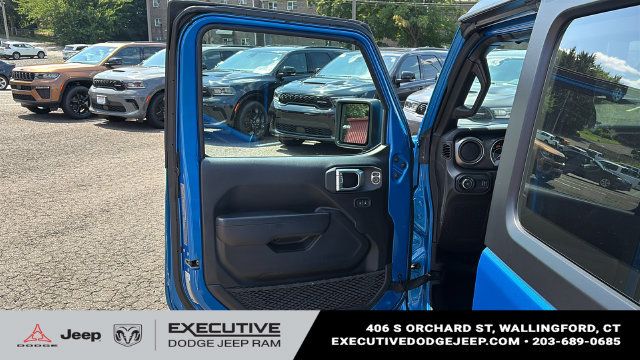 Used 2023 Jeep Wrangler Sport AWD/4WD image 8