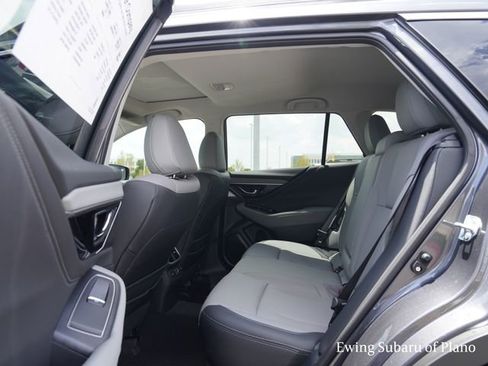 Certified 2025 Subaru Outback Limited image 6