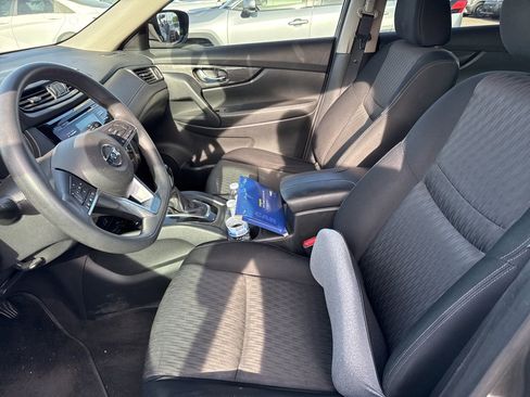 Used 2017 Nissan Rogue S FWD image 7