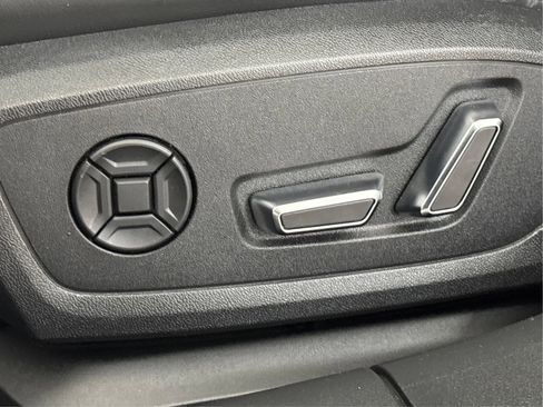 Used 2020 Audi S6 Prestige w/ Prestige Package AWD/4WD image 25