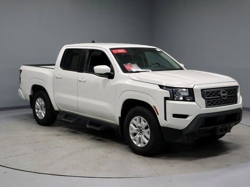 Certified 2023 Nissan Frontier SV w/ Tow Package image 1