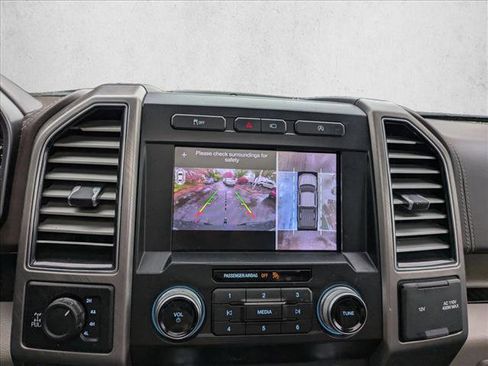 Used 2019 Ford F150 Limited w/ Trailer Tow Package image 14