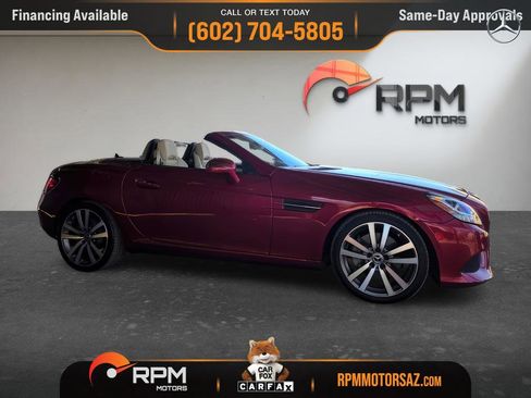 Used 2019 Mercedes-Benz SLC 300 image 28