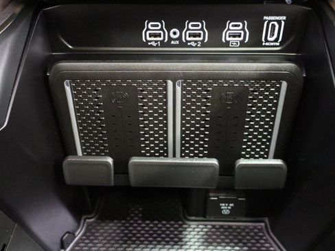Used 2025 RAM 3500 Longhorn AWD/4WD image 81