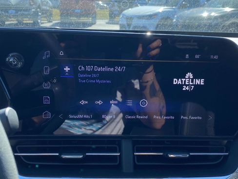 Used 2025 Chevrolet Trax LT image 12