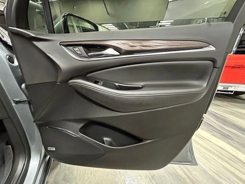 Used 2023 Buick Enclave Avenir w/ Avenir Technology Package image 42