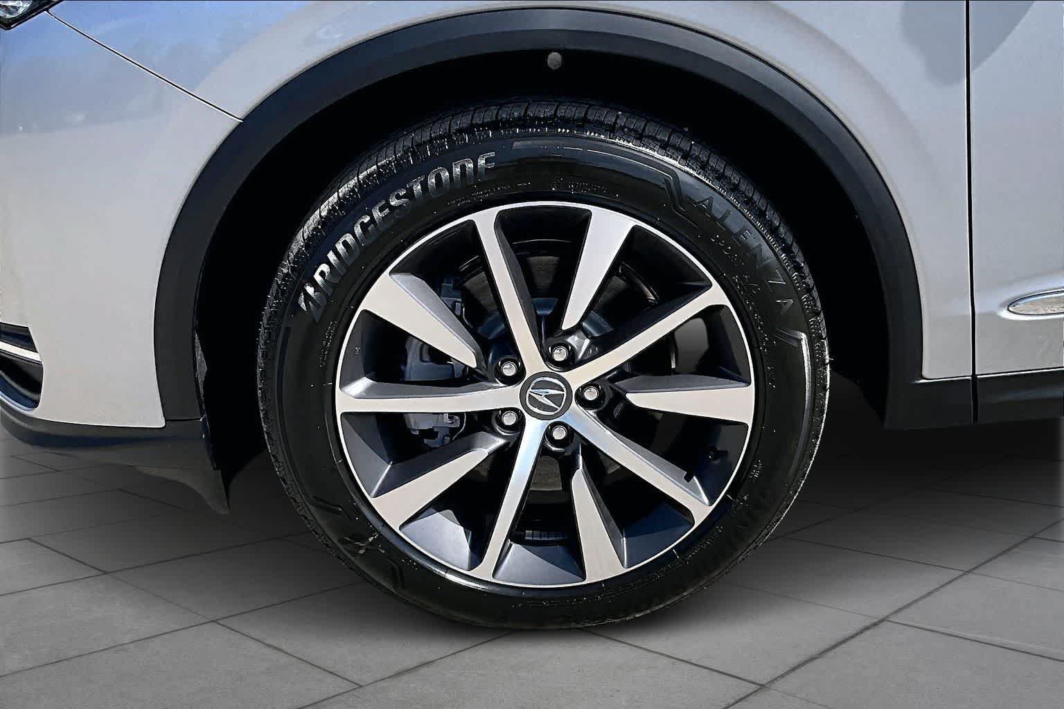 Certified 2026 Acura MDX w/ Technology Package FWD image 11