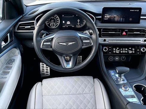 Used 2024 Genesis G70 3.3T Advanced w/ Sport Prestige Package image 5