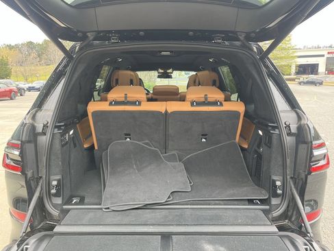 Certified 2023 BMW X7 xDrive40i w/ Executive Package image 37