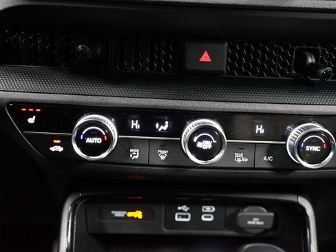 Used 2024 Honda CR-V EX image 19