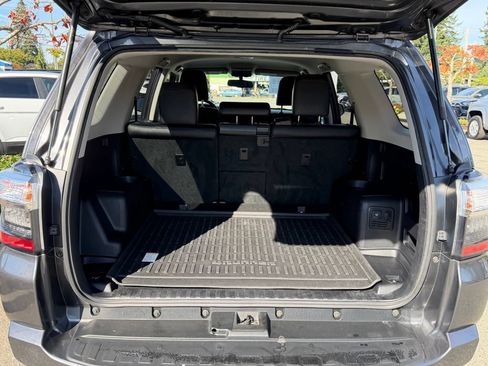 Used 2016 Toyota 4Runner TRD Pro AWD/4WD image 10