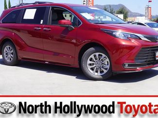 Certified 2026 Toyota Sienna XLE FWD video 1