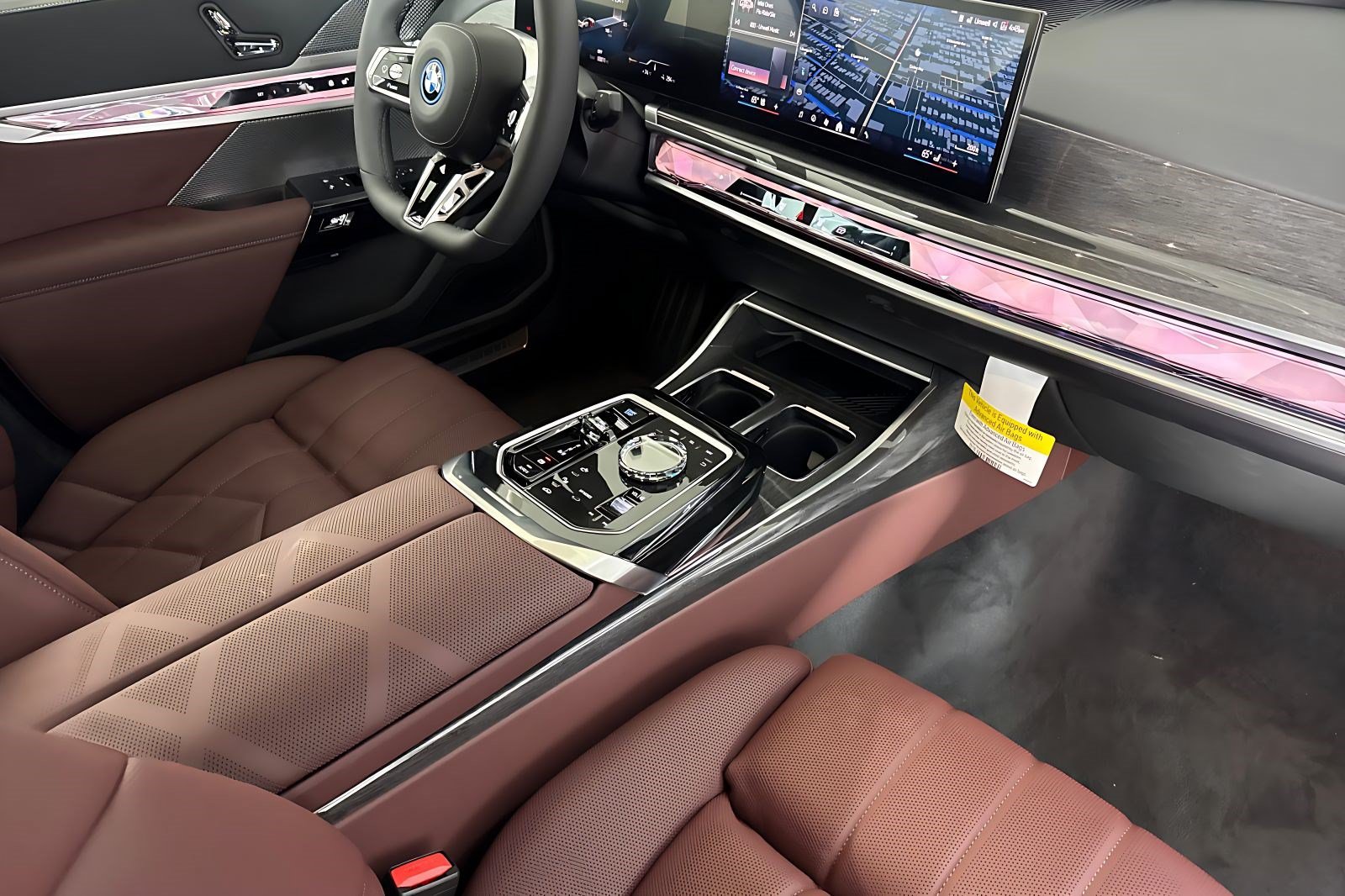 Used 2026 BMW i7 xDrive60 w/ M Sport Package RWD image 28