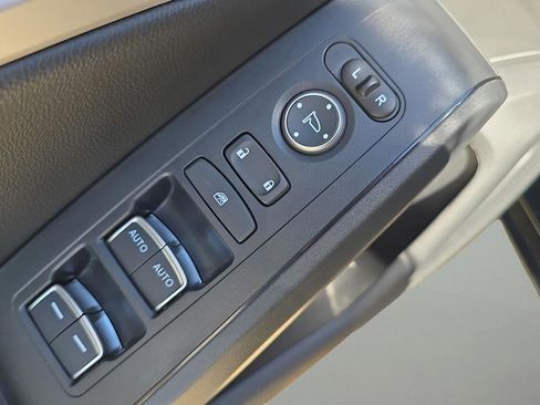 Used 2025 Acura Integra image 16