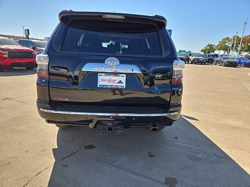 Used 2020 Toyota 4Runner Limited image 10
