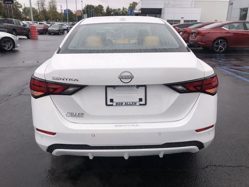 New 2025 Nissan Sentra SV w/ SV Premium Package image 18