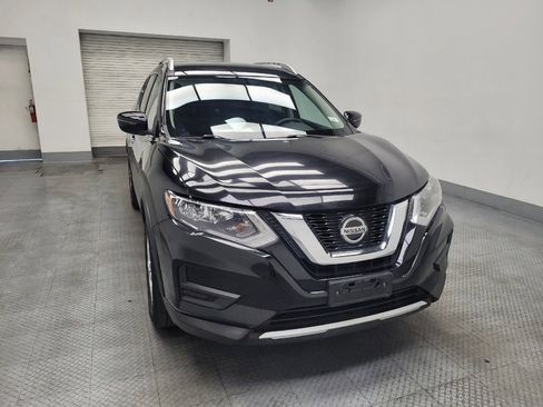 Used 2018 Nissan Rogue SV AWD/4WD image 14