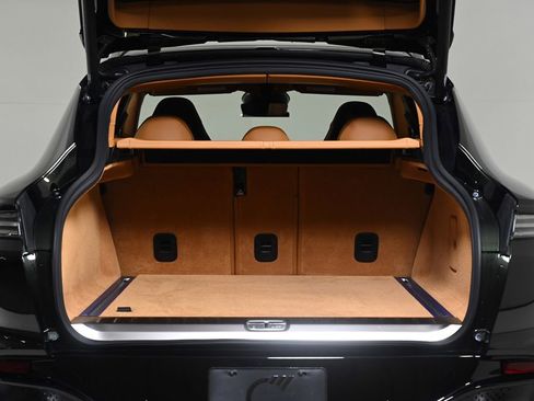 New 2026 Aston Martin DBX 707 image 23