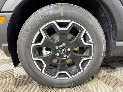 New 2026 Ford Bronco Sport Outer Banks w/ Outer Banks Tech Package+ AWD/4WD image 12