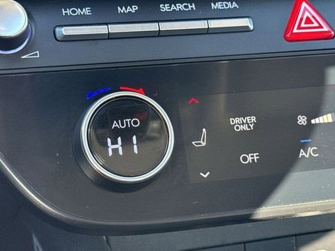 Used 2024 Hyundai Sonata SEL image 21