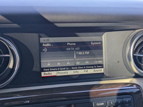 Certified 2016 Mercedes-Benz SLK 300 SLK 300 image 19