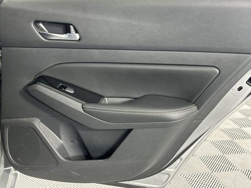 Certified 2021 Nissan Altima 2.5 SV image 32