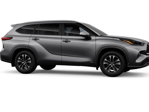 New 2026 Toyota Highlander XLE image 13