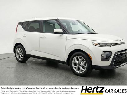 Used 2025 Kia Soul LX w/ LX Technology Package