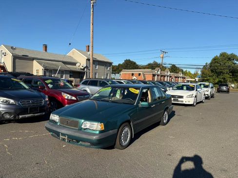Used 1994 Volvo 850 Sedan image 2