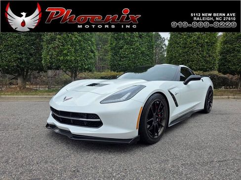 Used 2017 Chevrolet Corvette Stingray Coupe image 1