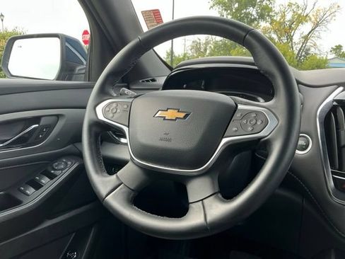 Used 2023 Chevrolet Traverse LT FWD image 22