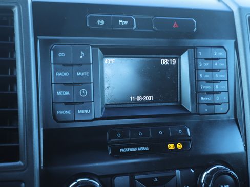 Used 2018 Ford F350 XL w/ Power Equipment Group image 7