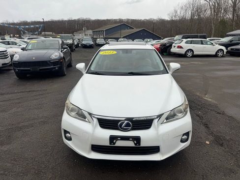 Used 2013 Lexus CT 200h w/ Premium Pkg w/Navigation image 2