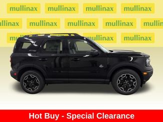 New 2025 Ford Bronco Sport Outer Banks w/ Outer Banks Tech Package+ AWD/4WD video 3