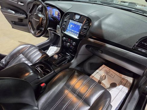 Used 2021 Chrysler 300 S RWD image 35