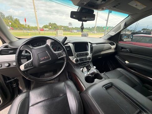 Used 2020 GMC Yukon SLT AWD/4WD image 8
