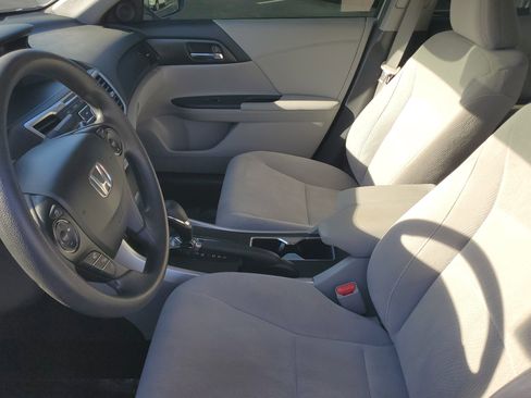 Used 2014 Honda Accord EX image 18