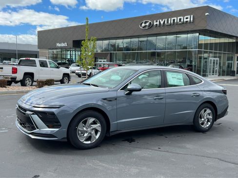 New 2026 Hyundai Sonata SE FWD image 1