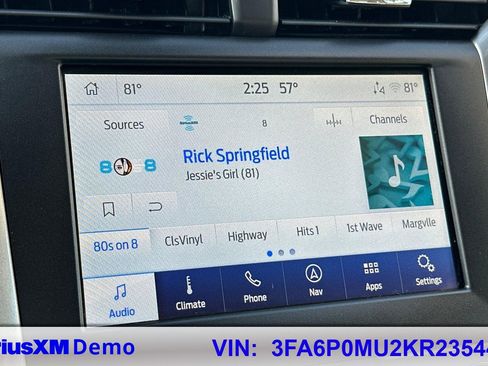 Used 2019 Ford Fusion SEL image 30