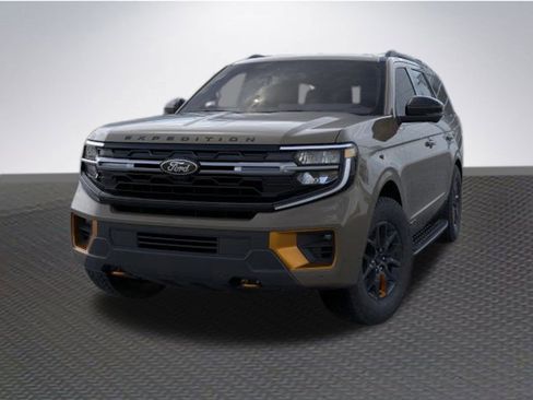 New 2026 Ford Expedition Tremor image 2