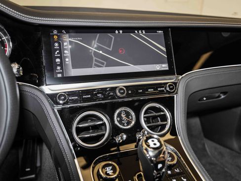 Certified 2024 Bentley Continental GT V8 AWD/4WD image 26