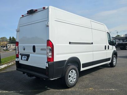 New 2025 RAM ProMaster 3500 w/ Quick Order Package 22G SLT