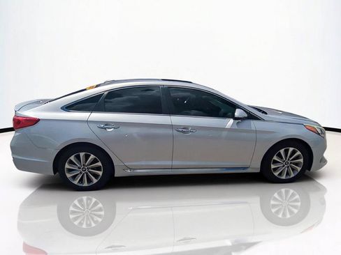 Used 2017 Hyundai Sonata Sport w/ Value Edition Package 02 FWD image 4