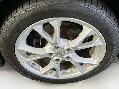 Used 2012 Nissan Maxima 3.5 SV w/ Monitor Pkg FWD image 11